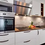 L&z Villa Glavani